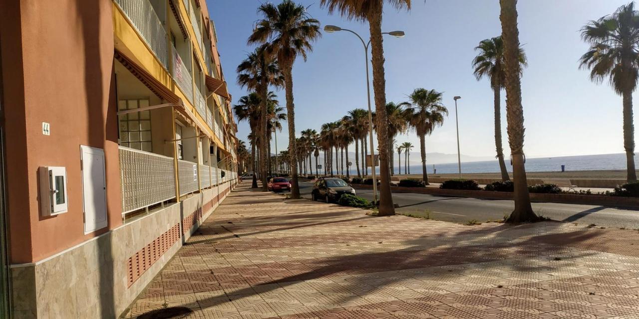 Premiere Ligne De Mer Roquetas de Mar Exterior photo